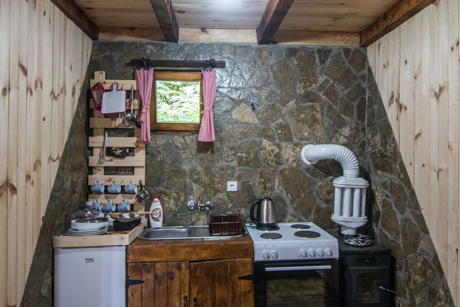 Compact apartment kitchen
