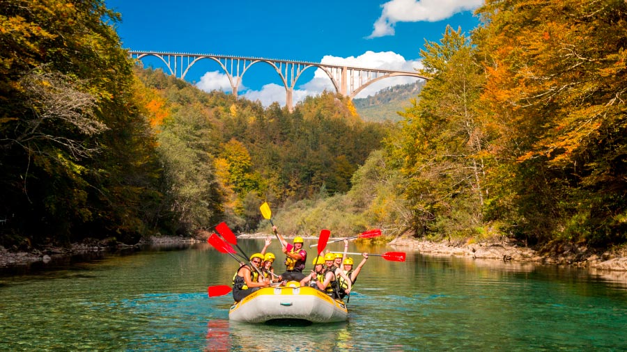 Rafting on Tara River
